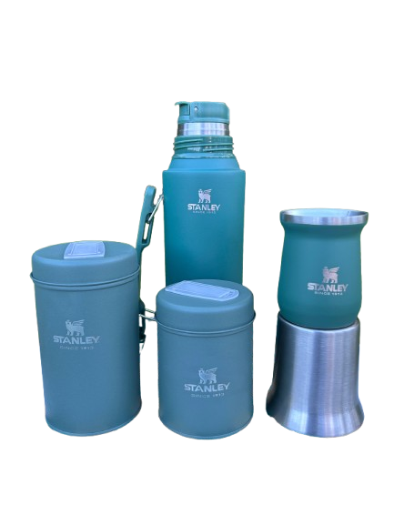 Kit matero verde con termo, yerbero, mate y azucarera
